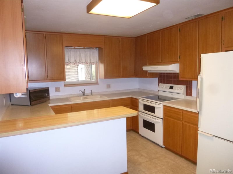 6311 Chase St, Arvada, CO 80003