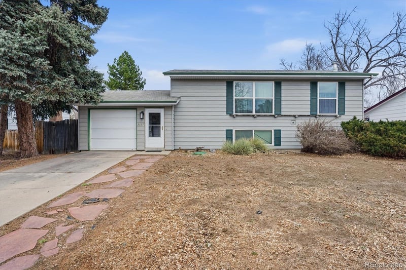 3227 Hoyt Way, Lakewood, CO 80227