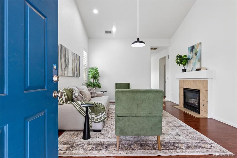 19306 58th Cir, Aurora, CO 80019