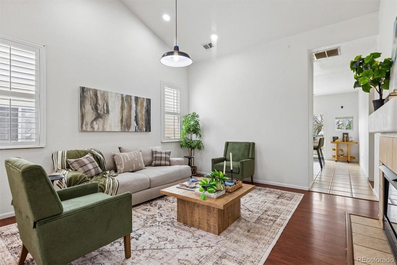 19306 58th Cir, Aurora, CO 80019