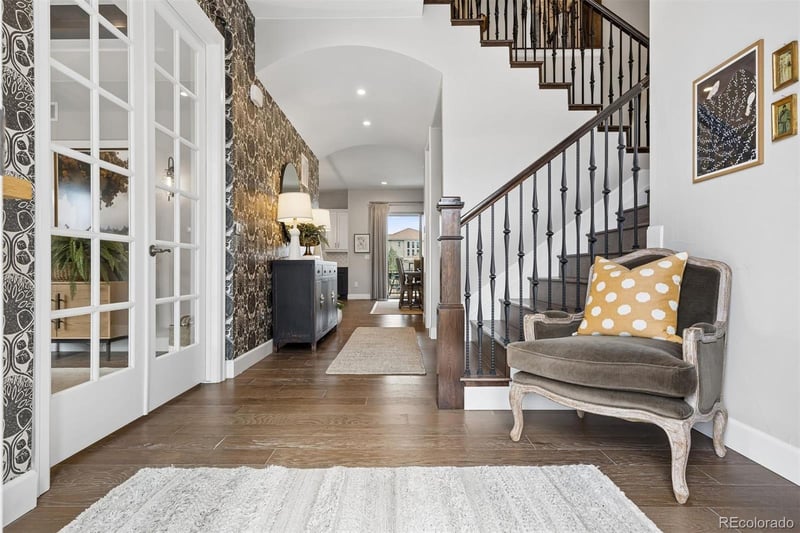 7003 Lake Cir, Centennial, CO 80111