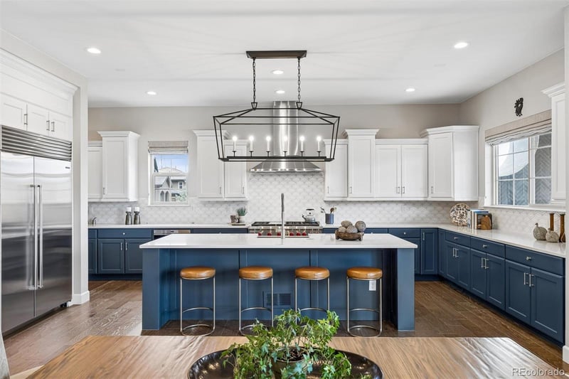 7003 Lake Cir, Centennial, CO 80111