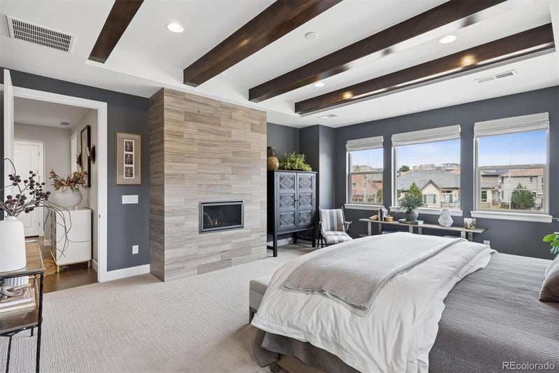 7003 Lake Cir, Centennial, CO 80111