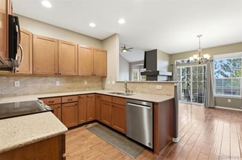 854 Ironspur Ct, Castle Rock, CO 80108