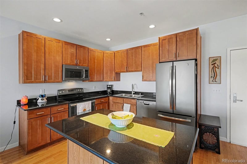 1950 Logan St #708, Denver, CO 80203