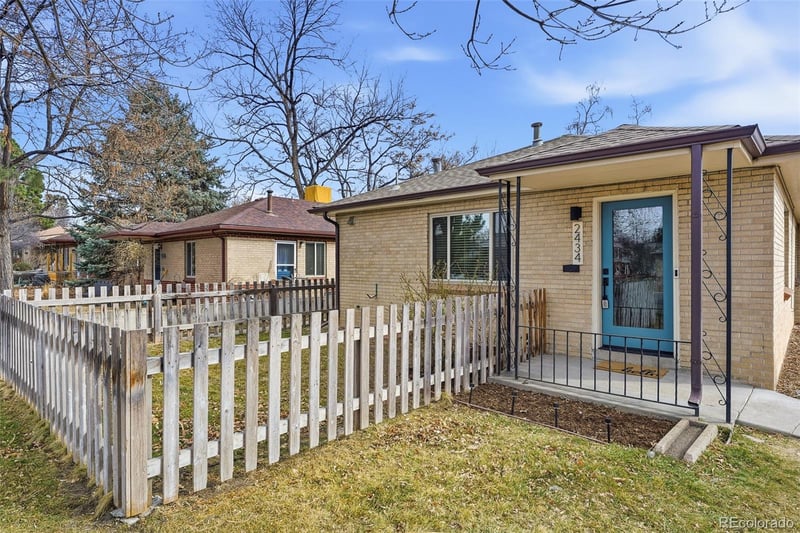 2434 S Corona St, Denver, CO 80210