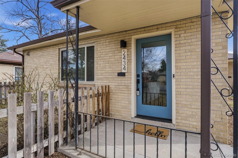 2434 S Corona St, Denver, CO 80210