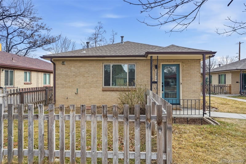 2434 S Corona St, Denver, CO 80210