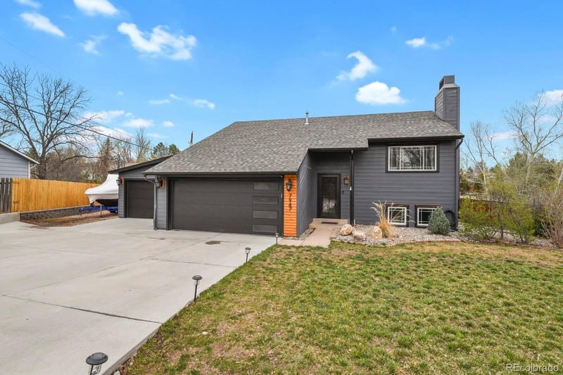 7947 Brook Dr, Littleton, CO 80128