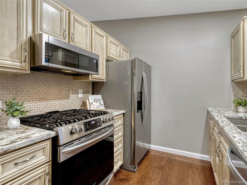 6627 Charter Dr, Colorado Springs, CO 80918