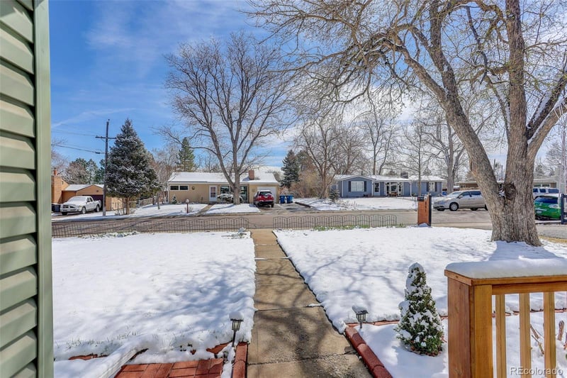 891 Lee St, Lakewood, CO 80215