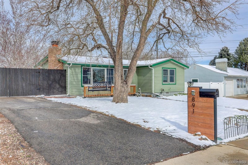 891 Lee St, Lakewood, CO 80215