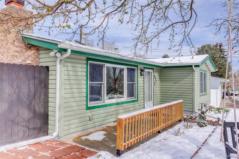 891 Lee St, Lakewood, CO 80215