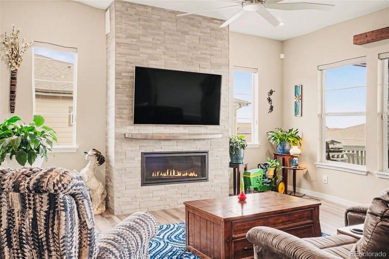 8684 Quemoy St, Aurora, CO 80016