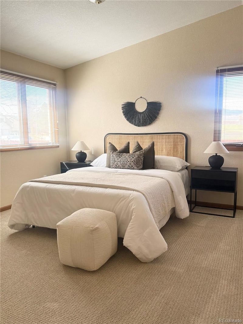 2367 Northbrook Dr, Fort Collins, CO 80526