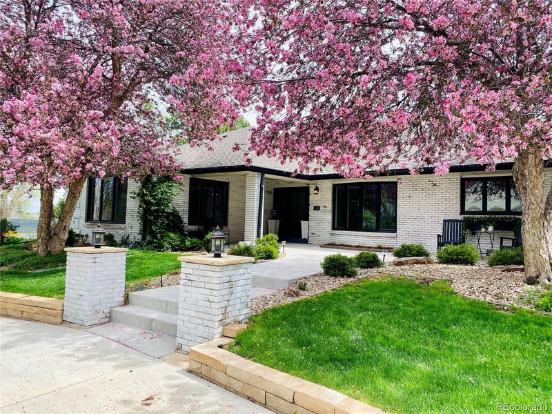 5150 Logan Dr, Littleton, CO 80121