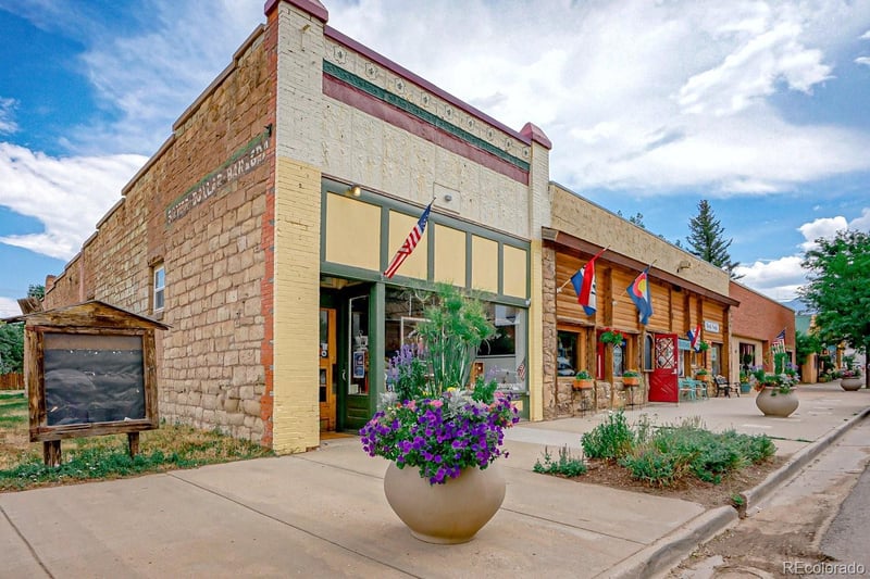 203 Main St, La Veta, CO 81055