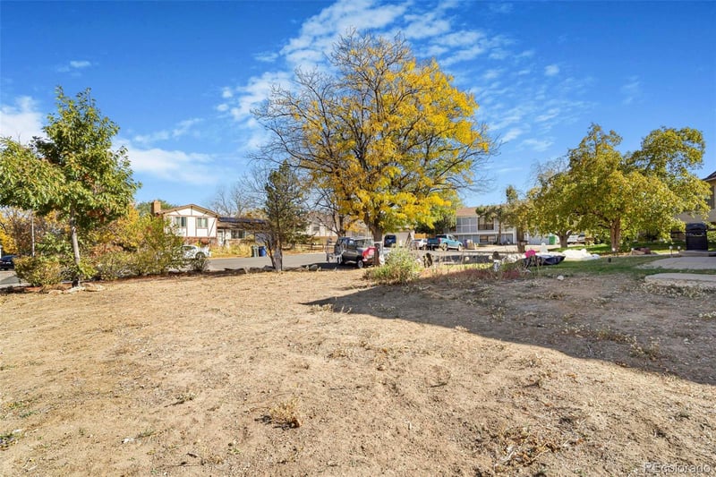 1444 Helena Cir, Aurora, CO 80017