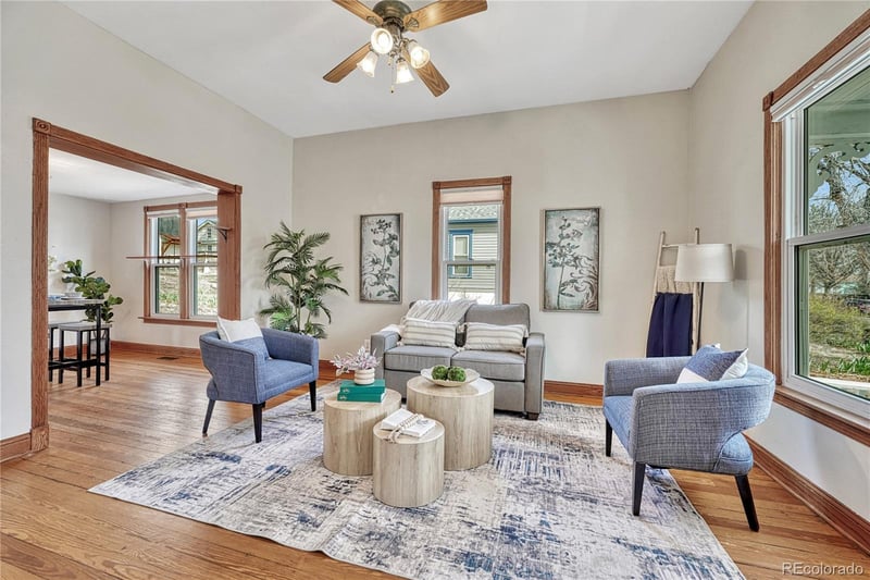 612 Corona St, Colorado Springs, CO 80903