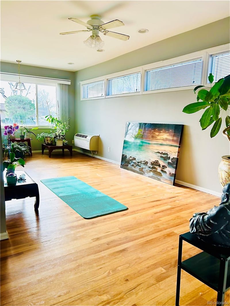 4759 Hawthorne St, Englewood, CO 80110