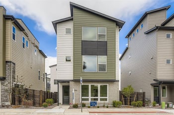 10886 E Hinsdale Cir, Centennial, CO 80112