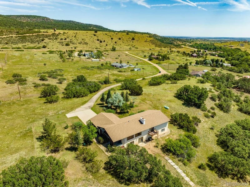 7701 Charles St, Colorado City, CO 81019