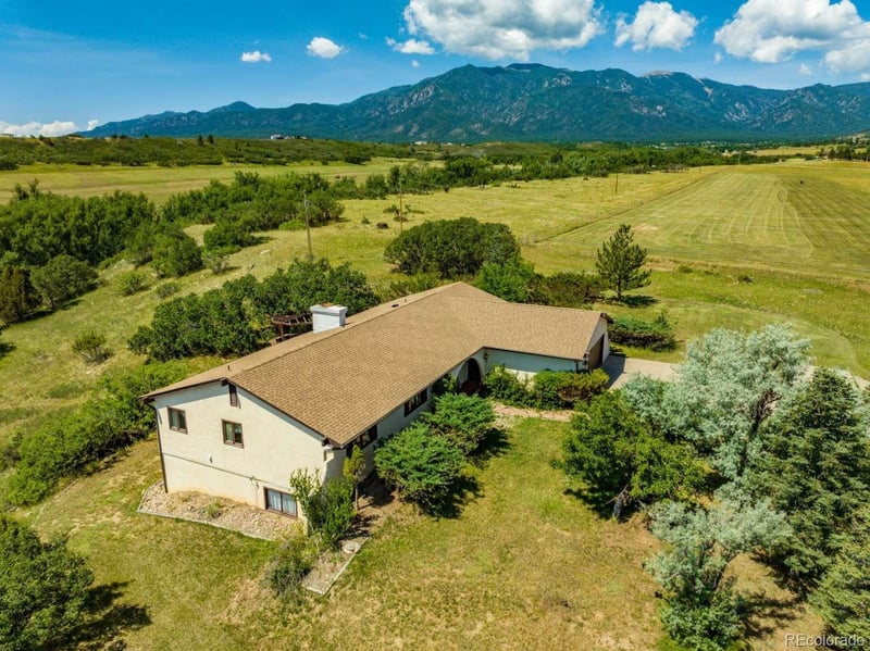 7701 Charles St, Colorado City, CO 81019