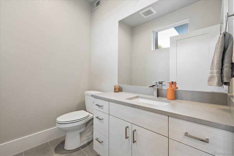 1583 Grove St #2, Denver, CO 80204