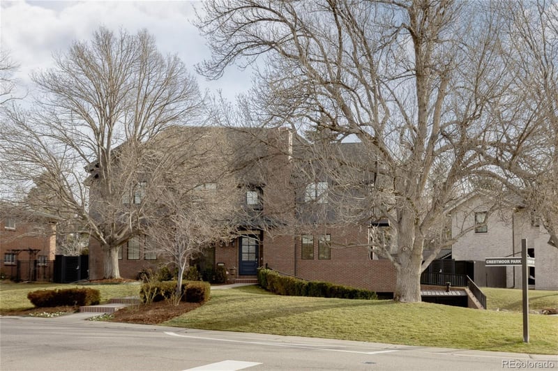 105 Southmoor Dr, Denver, CO 80220