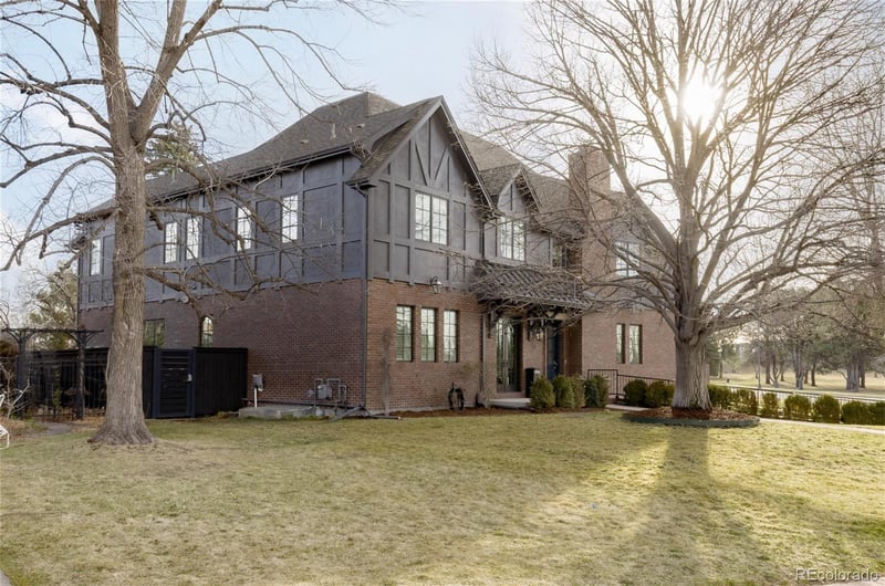 105 Southmoor Dr, Denver, CO 80220