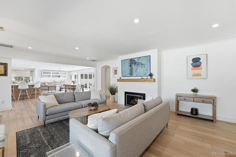 5420 Lakeshore Dr, Littleton, CO 80123