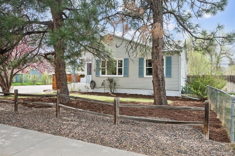 4695 Clarkson St, Englewood, CO 80113