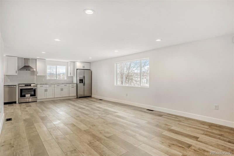 1057 Meade St, Denver, CO 80204