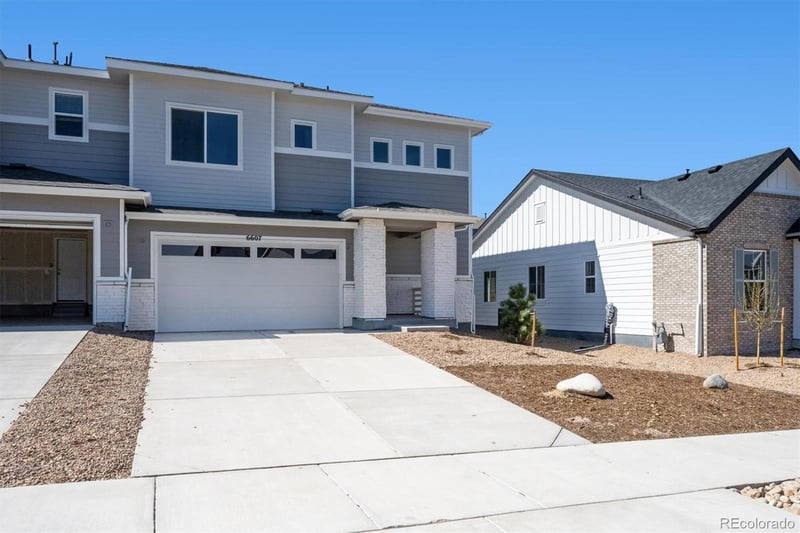 6607 Nepal Ct, Aurora, CO 80019