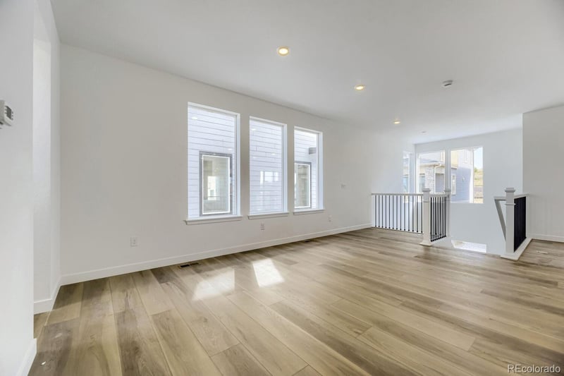 16775 E Kettle Ave, Centennial, CO 80016
