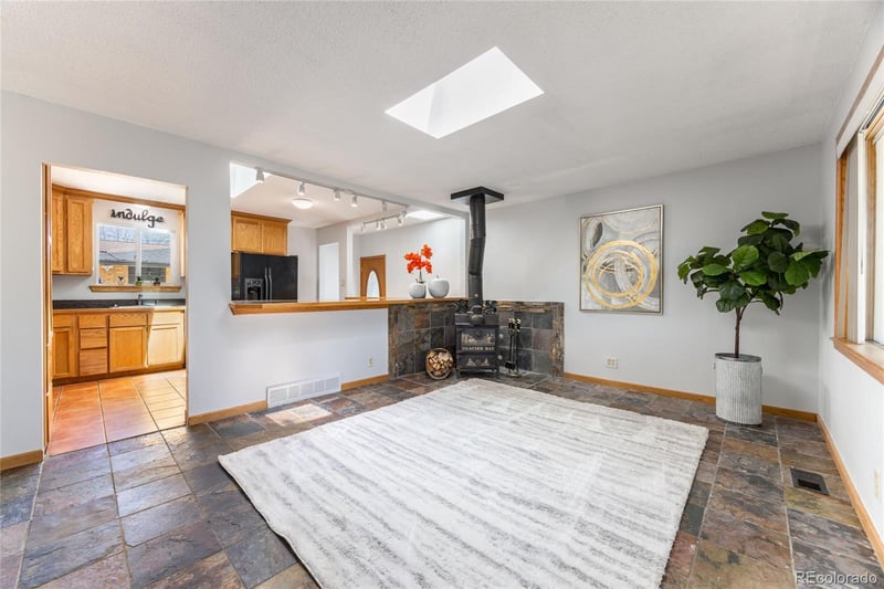 1961 Phillips Dr, Northglenn, CO 80233