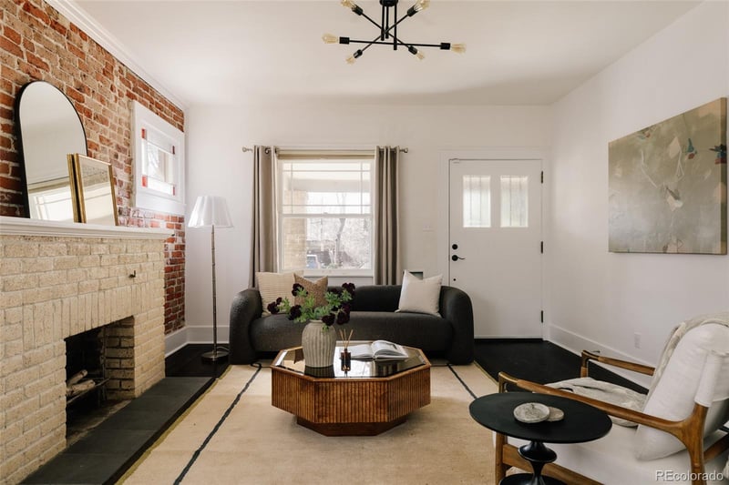 2218 Cherry St, Denver, CO 80207