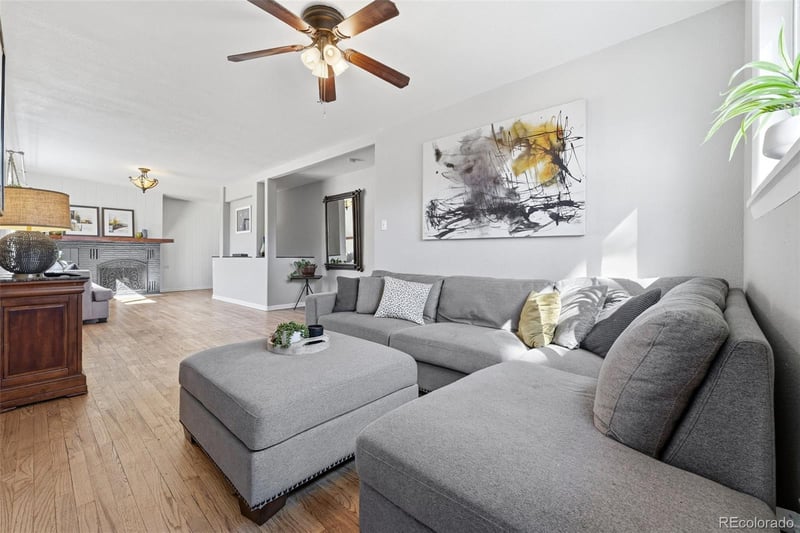 10050 W Kline Dr, Denver, CO 80215