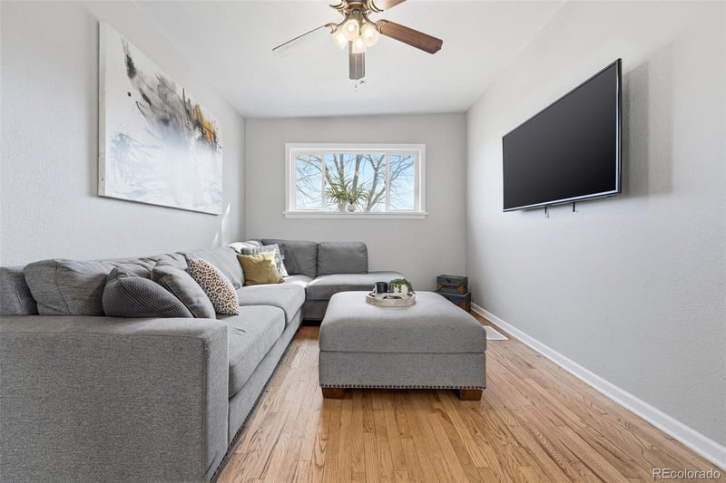 10050 W Kline Dr, Denver, CO 80215