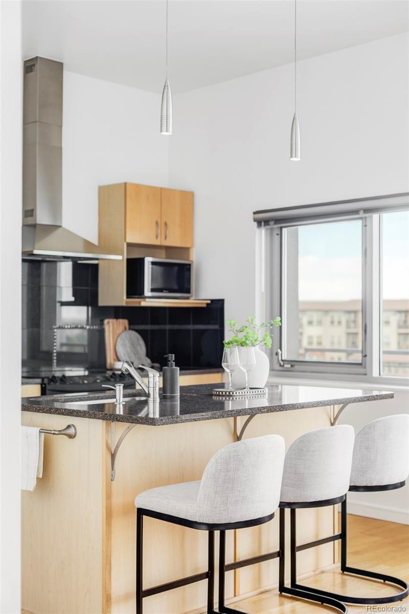 2958 Syracuse St #406, Denver, CO 80238