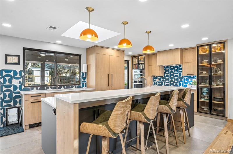 6650 E Colorado Dr, Denver, CO 80224