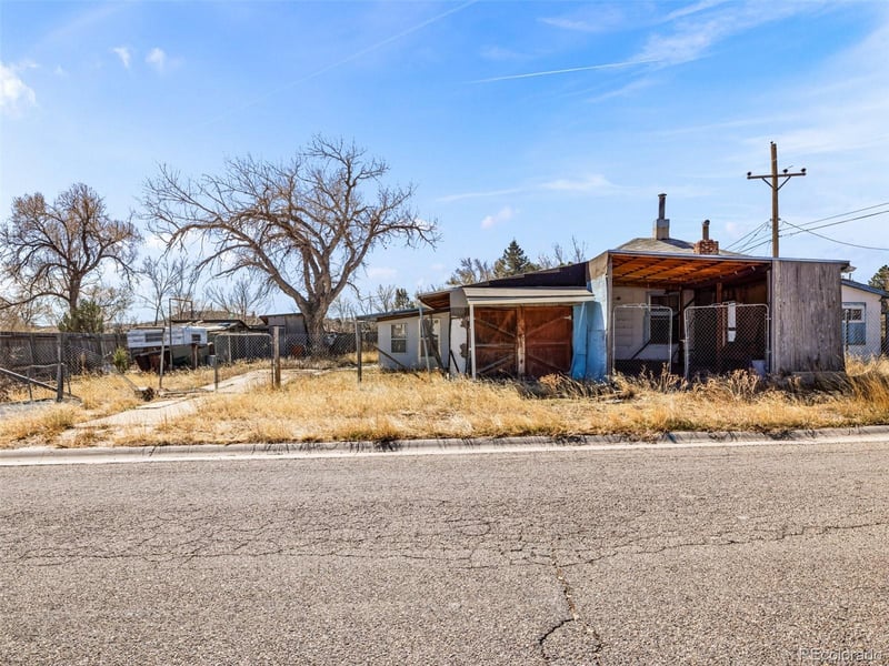 136 Sproull Ave, Walsenburg, CO 81089