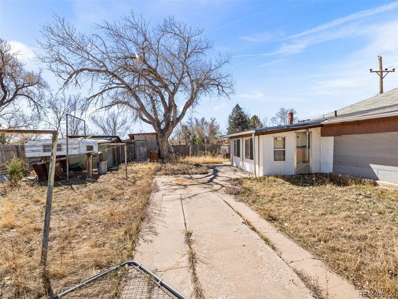 136 Sproull Ave, Walsenburg, CO 81089