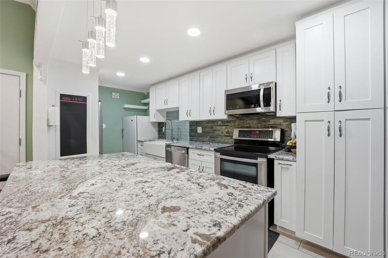 3482 Eagle St #203, Aurora, CO 80014