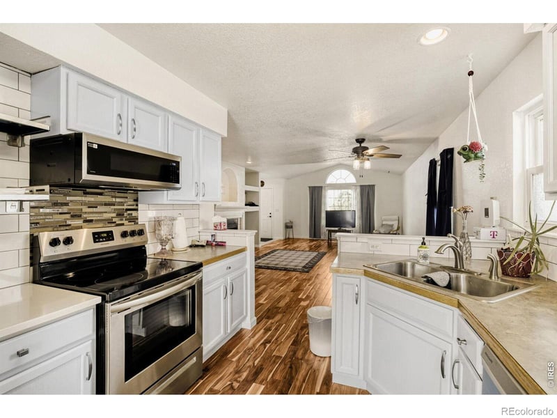 106 Linden Oaks Dr, Ault, CO 80610