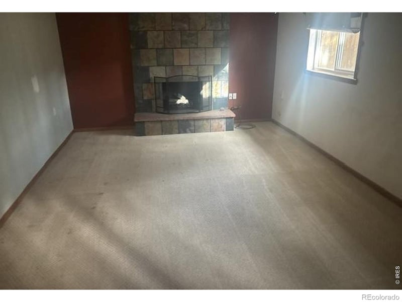 3331 Lakeview Cir, Longmont, CO 80503