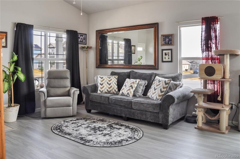 2500 Heather Ln, Evans, CO 80620