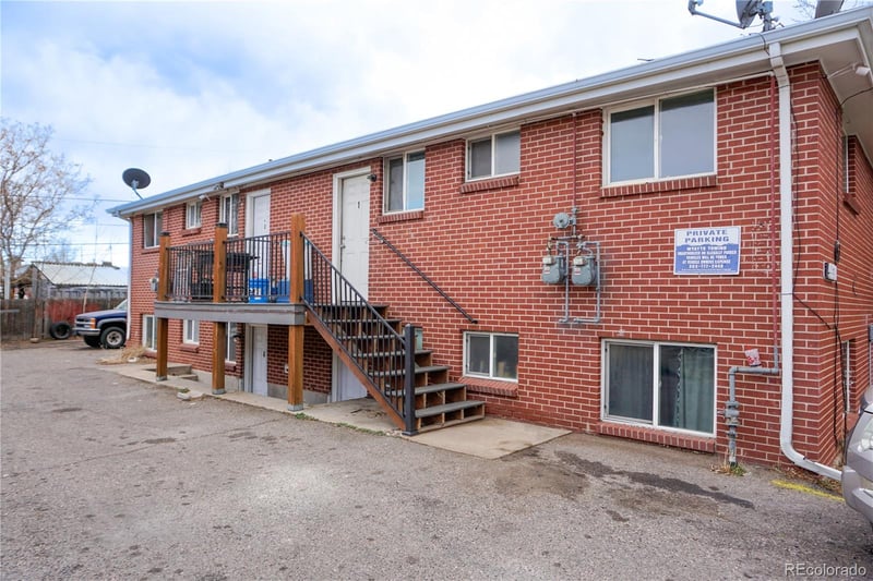 5530 3rd Pl, Lakewood, CO 80226