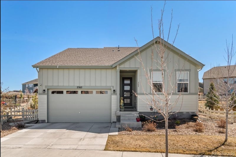 27162 Davies Ave, Aurora, CO 80016