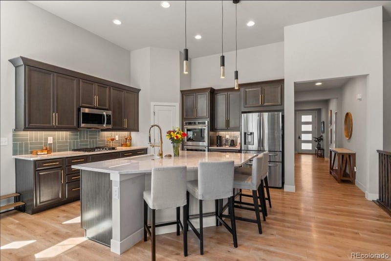 27162 Davies Ave, Aurora, CO 80016